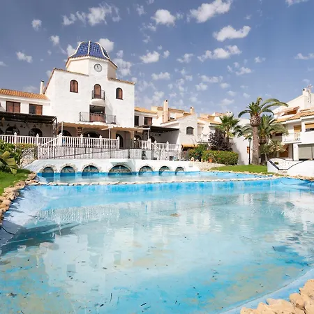 Casa Pedro Piscina Puerto Marino